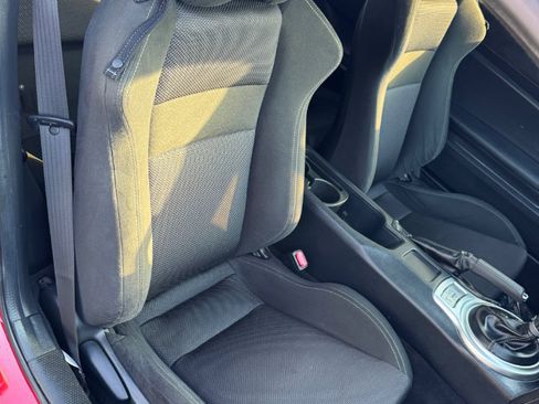 Used 2017 Toyota 86 image 16