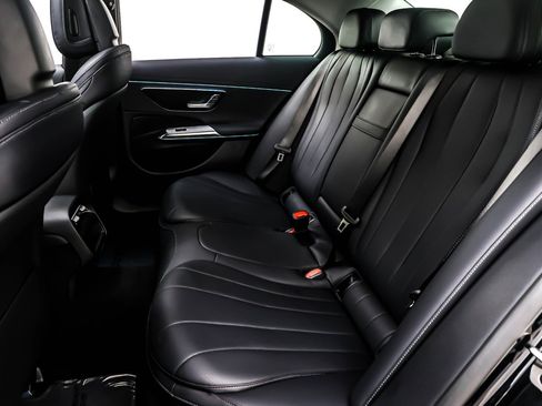 Certified 2025 Mercedes-Benz E 350 E 350 RWD Sedan image 9