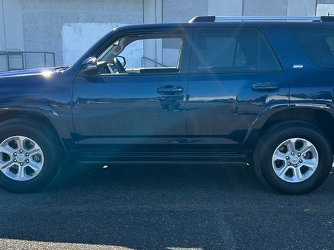 Certified 2024 Toyota 4Runner SR5 Premium w/ Moonroof Package AWD/4WD image 8