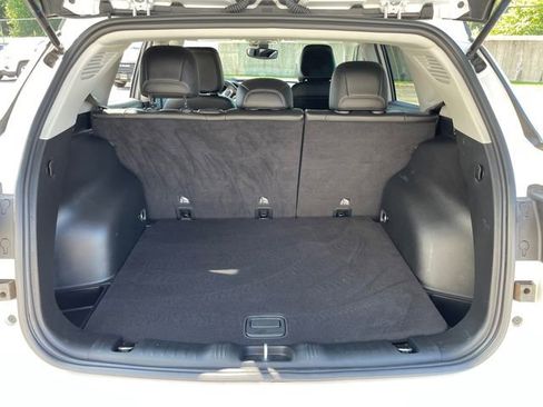 Used 2022 Jeep Compass Limited image 15