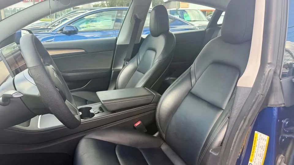 Used 2022 Tesla Model 3 RWD image 6