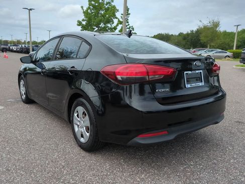Used 2017 Kia Forte LX w/ LX Popular Package FWD image 4