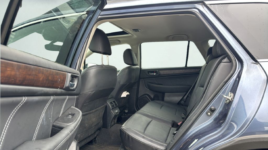 Used 2018 Subaru Outback 2.5i Limited AWD/4WD image 14