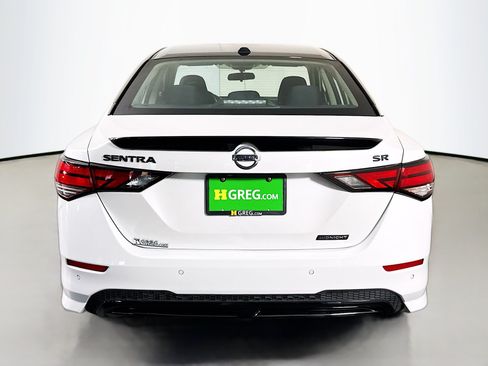 Used 2022 Nissan Sentra SR w/ Midnight Edition FWD image 8