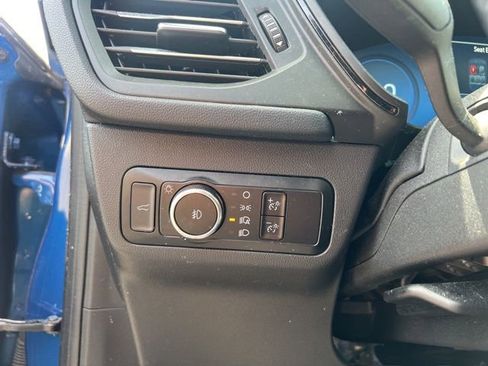 Used 2023 Ford Escape ST-Line Elite w/ Premium Technology Package AWD/4WD image 22