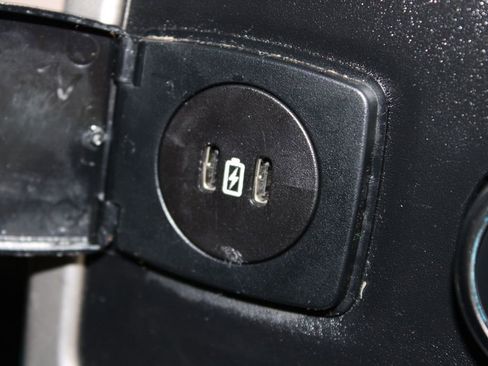 Used 2024 Ford Expedition Limited image 37