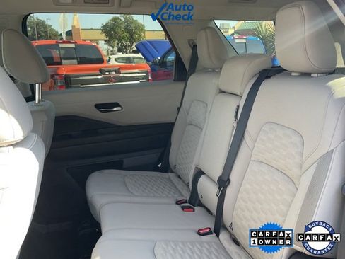 Certified 2022 Nissan Pathfinder SV image 10