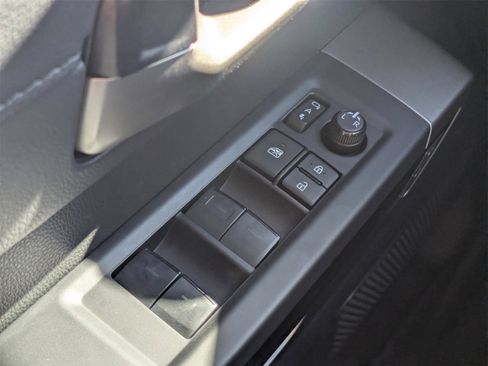 Used 2024 Toyota Tundra Limited w/ Power Package image 28