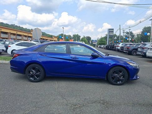 Used 2023 Hyundai Elantra SEL FWD image 8