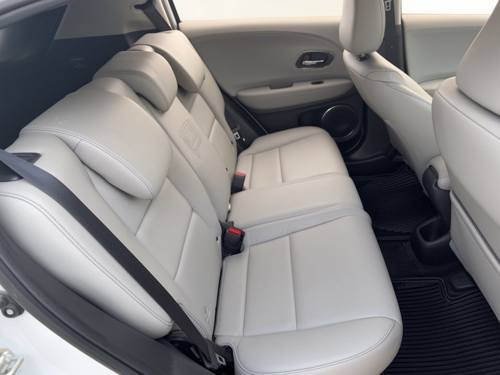 Used 2018 Honda HR-V EX-L image 29