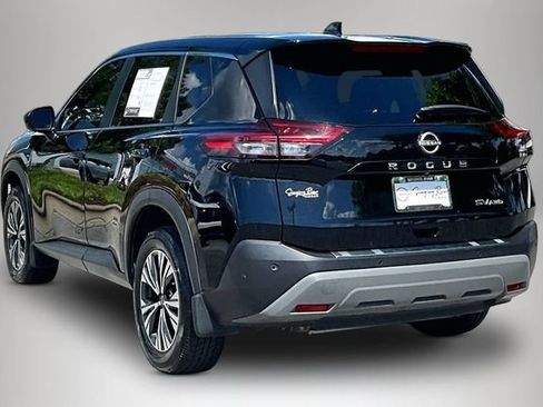 Used 2023 Nissan Rogue SV AWD/4WD image 4