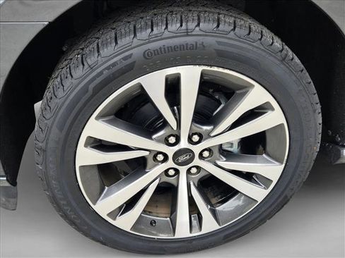 Used 2020 Ford Expedition Platinum image 24