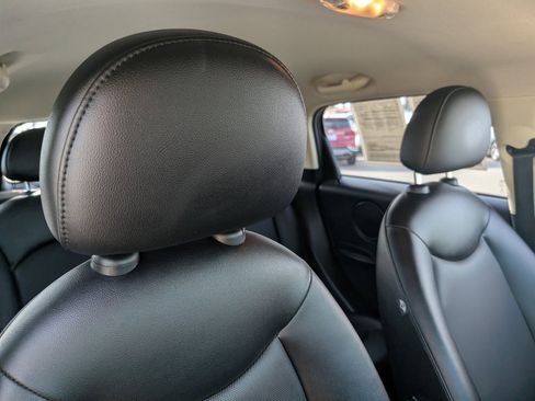 Used 2015 MINI Cooper Countryman image 3