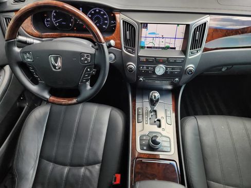Used 2013 Hyundai Equus Signature RWD image 27