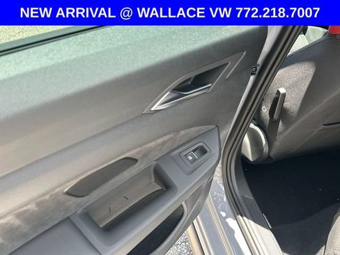 Used 2024 Volkswagen GTI SE FWD image 13
