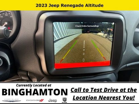 Used 2023 Jeep Renegade Altitude AWD/4WD image 13