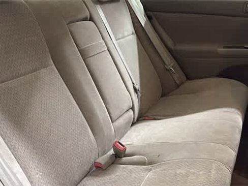 Used 2003 Toyota Camry LE image 34