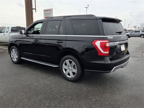 Used 2021 Ford Expedition XLT image 10