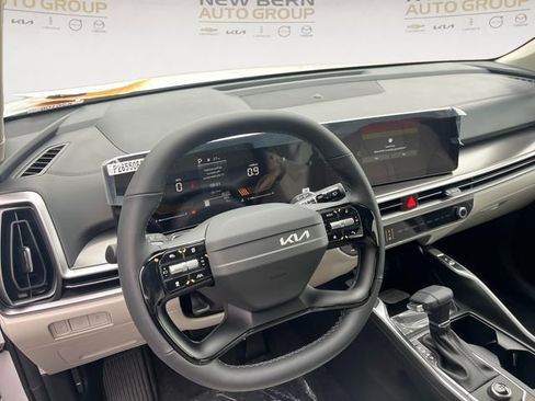 New 2026 Kia Sorento EX FWD image 12