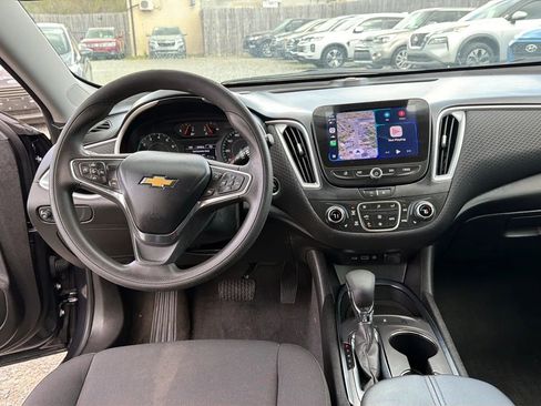 Used 2023 Chevrolet Malibu LT FWD image 29