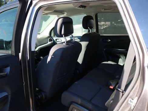 Used 2018 Dodge Journey SXT w/ Connectivity Group image 16