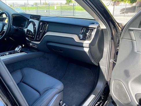 Used 2026 Volvo XC60 T8 Plus w/ Climate Package image 19