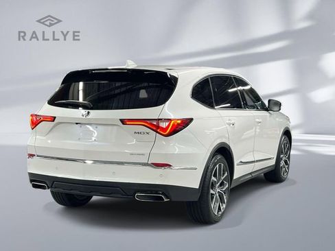 Certified 2023 Acura MDX SH-AWD w/ Technology Package image 4