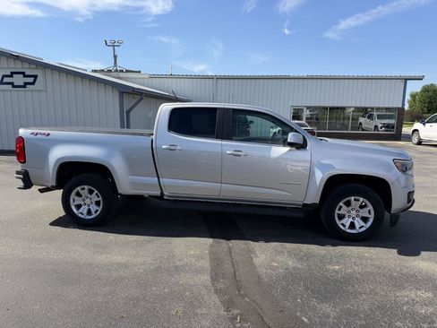 Used 2017 Chevrolet Colorado LT AWD/4WD image 4