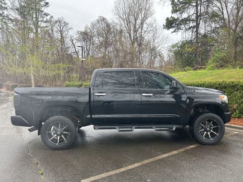 Used 2017 Toyota Tundra Platinum image 28