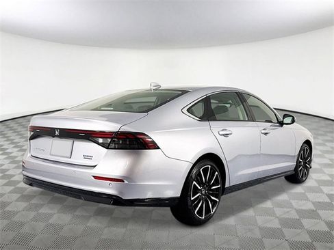 New 2026 Honda Accord Touring image 5