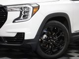 Certified 2022 GMC Terrain SLE w/ Driver Convenience Package image 3