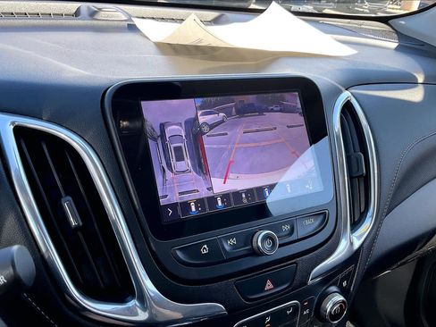 Used 2020 Chevrolet Equinox Premier image 21