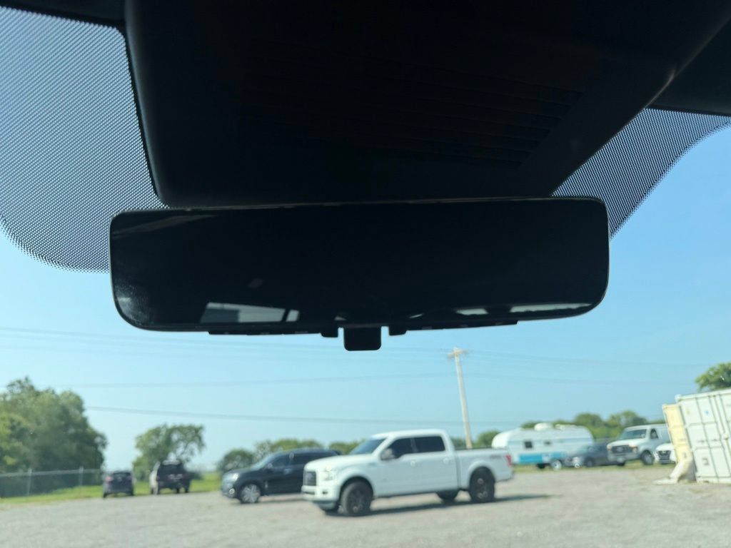 Used 2024 Nissan Armada Platinum w/ Cargo Package AWD/4WD image 31