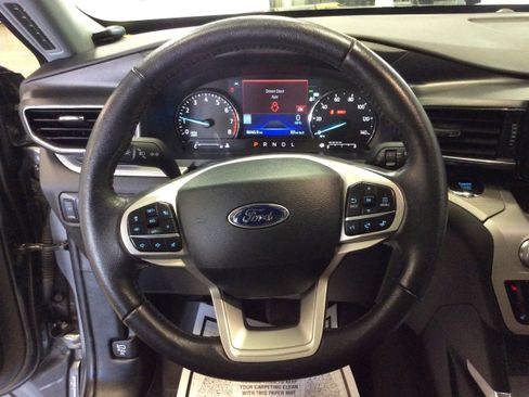 Used 2023 Ford Explorer XLT w/ Equipment Group 202A image 21