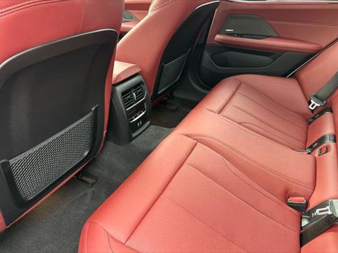 Used 2023 BMW i4 eDrive35 image 11