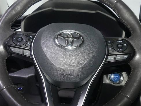Used 2022 Toyota RAV4 XLE w/ Convenience Package AWD/4WD image 31