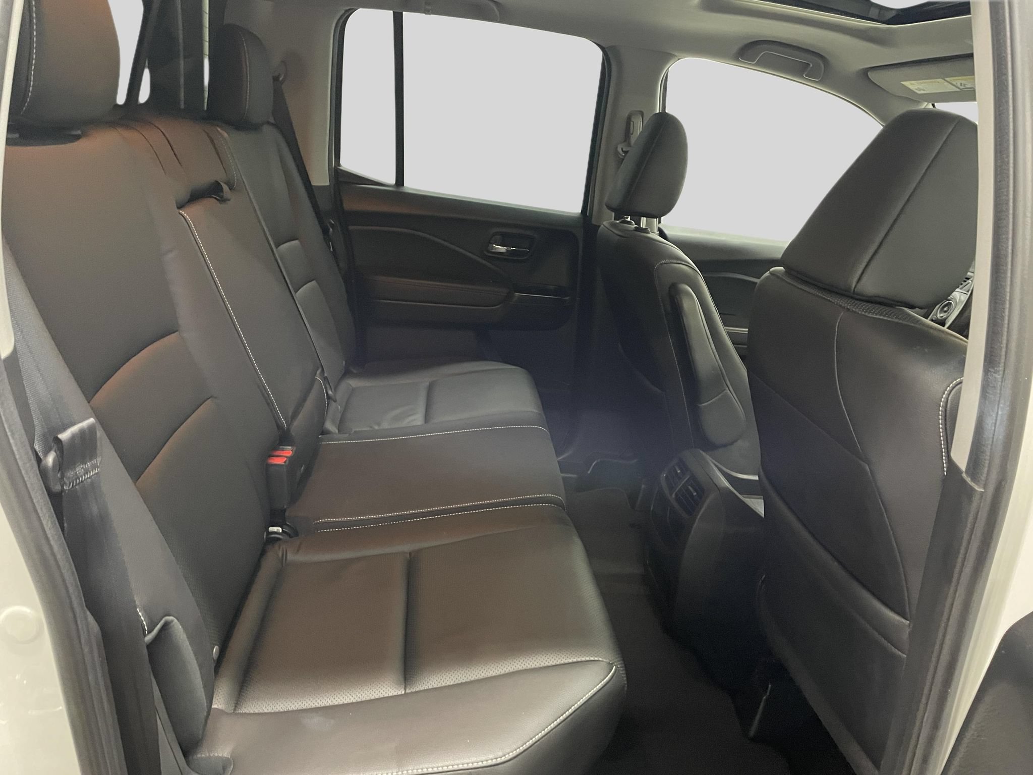 Used 2023 Honda Ridgeline RTL image 11