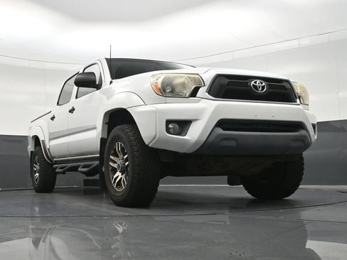 Used 2012 Toyota Tacoma PreRunner w/ SR5 Pkg RWD image 29