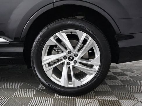 Used 2021 Audi Q7 3.0T Premium w/ Convenience Package AWD/4WD image 16