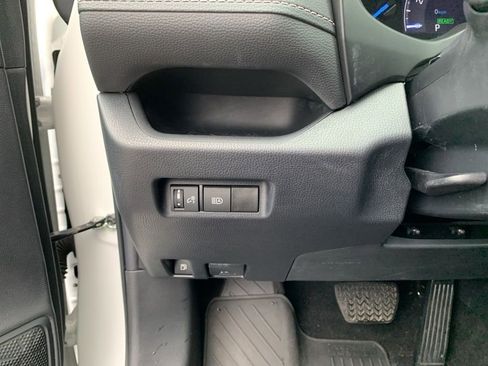 Used 2023 Toyota RAV4 Woodland Edition image 28