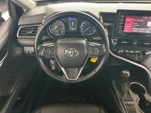 Used 2024 Toyota Camry SE FWD image 13