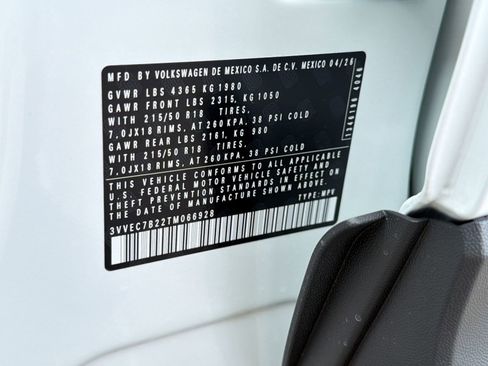 New 2026 Volkswagen Taos SE FWD image 19
