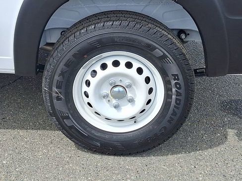 Used 2024 RAM ProMaster 2500 w/ Safety Group FWD image 29