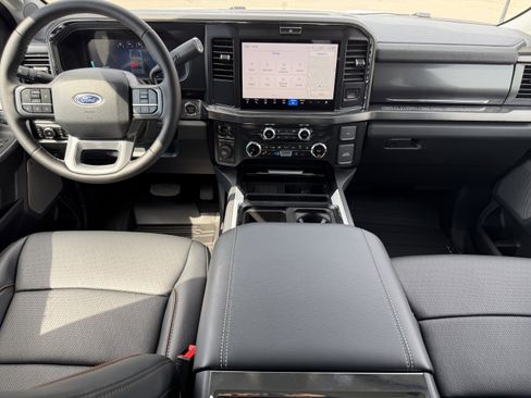 New 2025 Ford F350 Lariat w/ Chrome Package AWD/4WD image 9