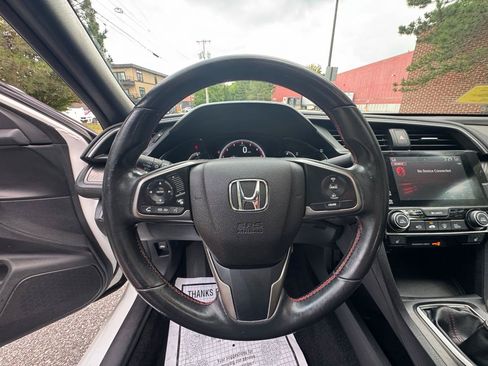 Used 2018 Honda Civic Si image 15