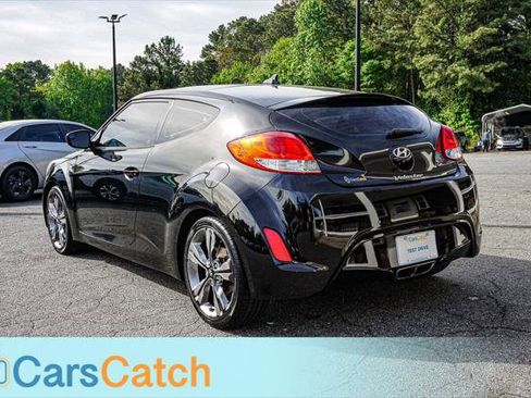 Used 2016 Hyundai Veloster w/ Option Group 03 image 13