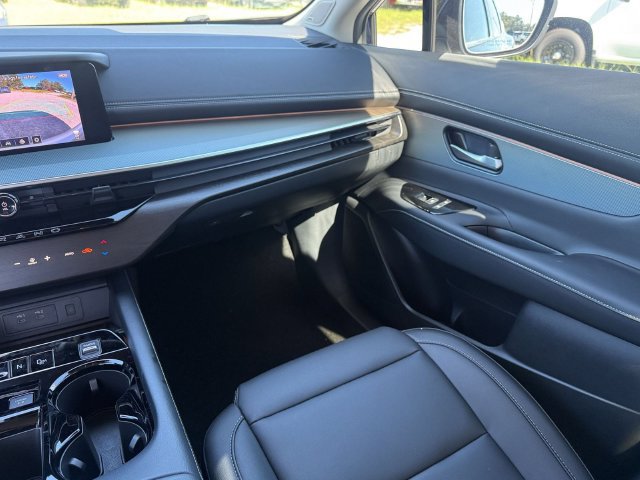Used 2025 Nissan Murano SL AWD/4WD image 15