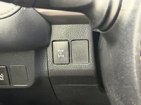 Used 2018 Toyota RAV4 XLE w/ Plus Extra Value Package AWD/4WD image 18