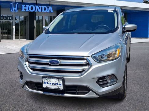 Used 2017 Ford Escape SE AWD/4WD image 3