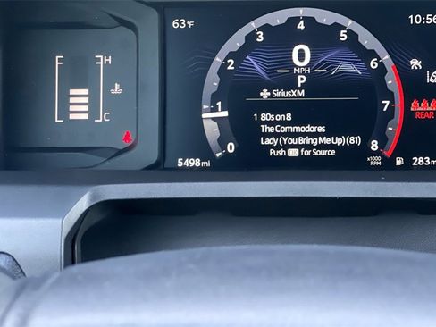 Certified 2025 Toyota Tacoma SR5 image 30